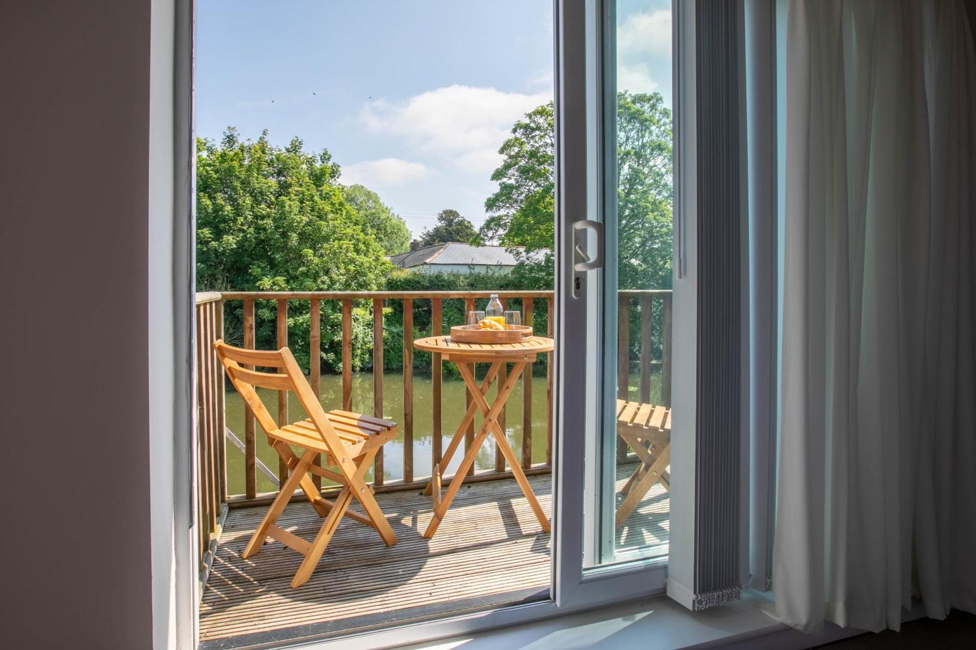 Riverside Escape Iden Rye Villa Eksteriør billede